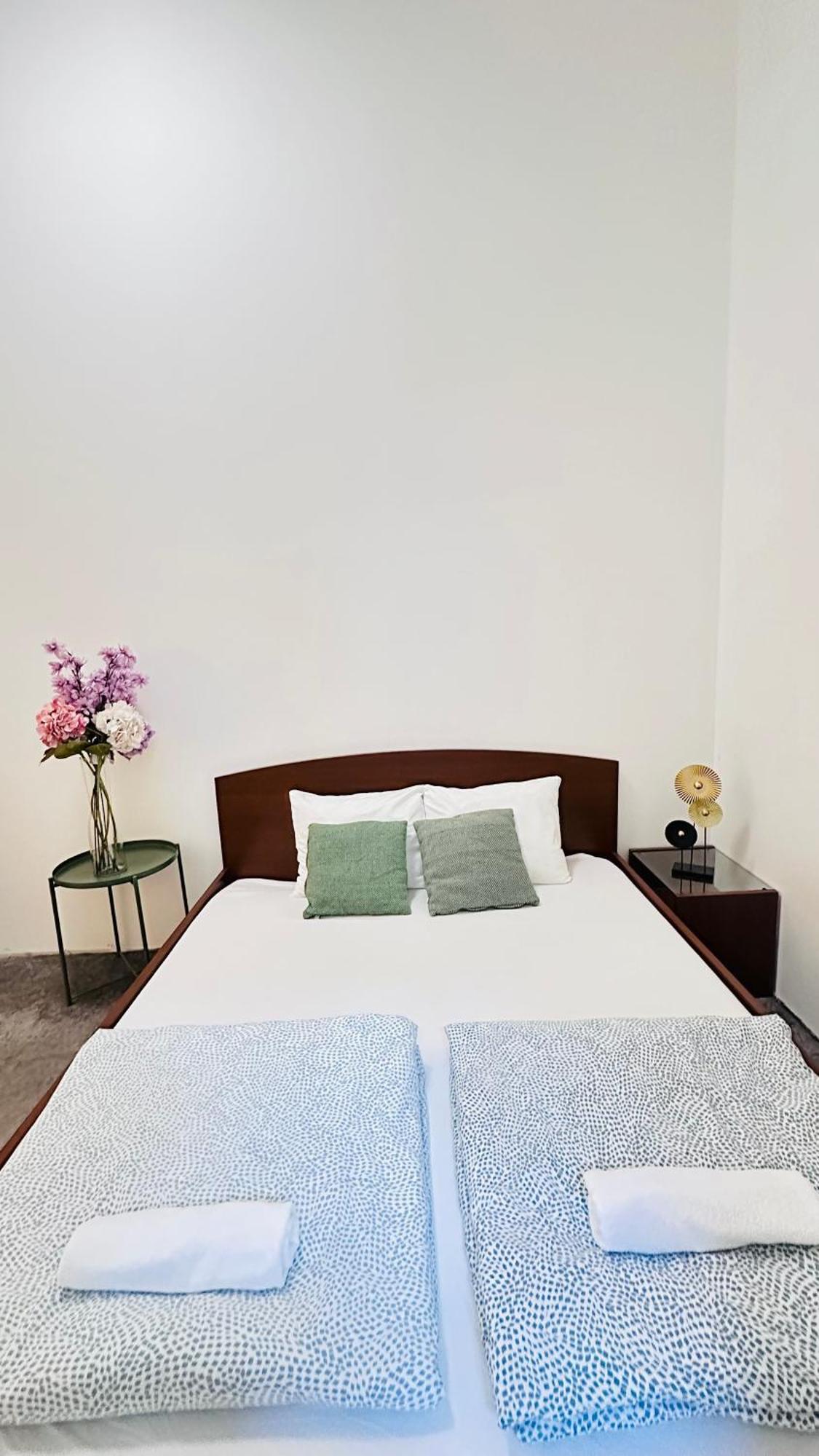 Sziv Apartment - Modern And Comfortable Budapest Esterno foto